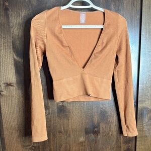 Dynamic Orange Fitted Crop Blouse one size long sleeve deep v neck ribbed
